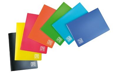 Blasetti One Color - Taccuino - graffettato - A4 - 21 fogli / 42 pagine - righe - disponibile in colori assortiti - polipropilene (PP)