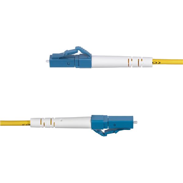 StarTech.com 10m (32.8ft) LC to SC (UPC) OS2 Single Mode Simplex Fiber Optic Cable, 9/125µm, Laser Optimized, 40G/100G, Bend Insensitive, Low Insertion Loss - LSZH Fiber Patch Cord (SPSMLCSC-OS2-10M) - Cavo patch - modalità singola LC/UPC (M) a modalità singola SC/UP (M) - 10 m - 2 mm - fibra ottica - simplex - 9 / 125 micron - OS1/OS2 - senza alogeni, passivo, bidirezionale - giallo