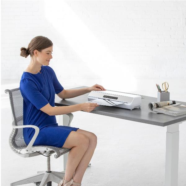 Fellowes Amaris A3, 32 cm, Plastificatrice a freddo, 1 min, 780 mm/min, 0,6 mm, A3
